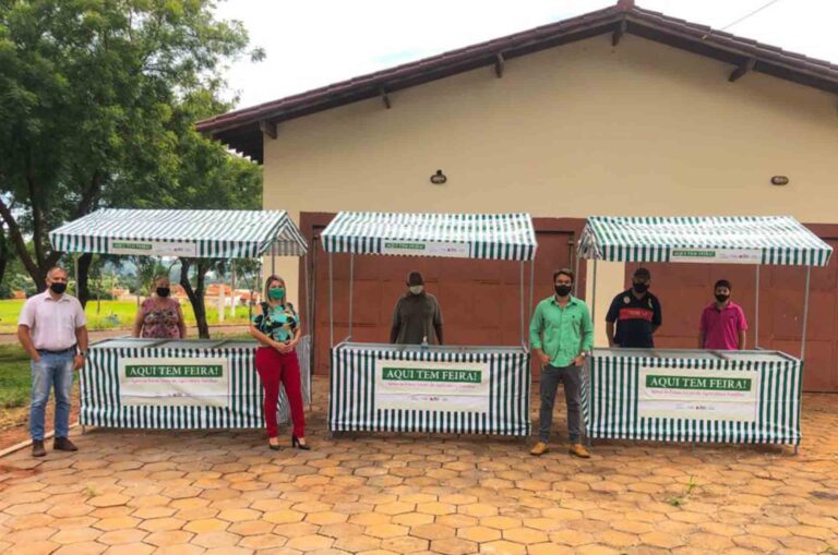 Secretaria de Agricultura cede utilização de oito barracas para feirantes de Ituiutaba