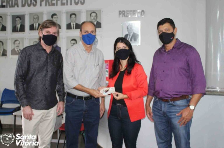 Servidoras recebem homenagem em alusão ao Dia Internacional da Mulher