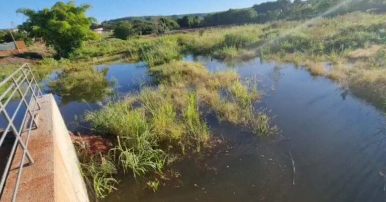 Obra do Lago tem comportas fechadas para represamento