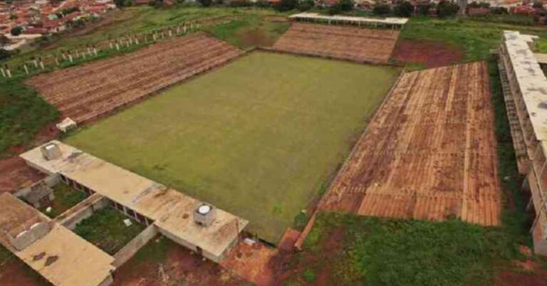 Ituiutaba – Obra no Estádio Municipal continua avançando