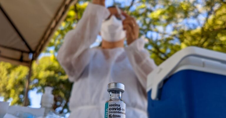 Vacinação contra Covid-19 para gestantes é suspensa por recomendação da Anvisa