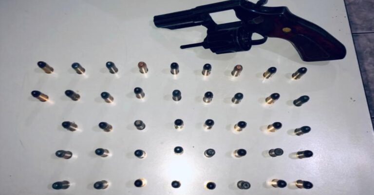 PORTE ILEGAL DE ARMA DE FOGO/AMEAÇA/ LESÃO CORPORAL