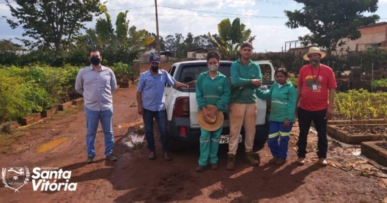 Secretaria de Meio Ambiente de Santa Vitória e CREAMB realizam nova parceria para a diversificação de plantas no município