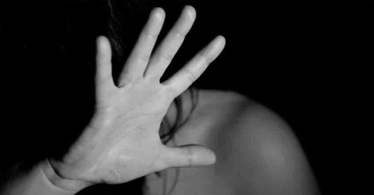 Documentos que comprovam crimes virtuais crescem 104% em Minas Gerais após Lei do Stalking