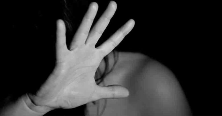 Documentos que comprovam crimes virtuais crescem 104% em Minas Gerais após Lei do Stalking