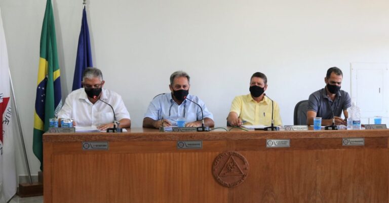 Câmara Municipal realiza a décima Reunião Ordinária