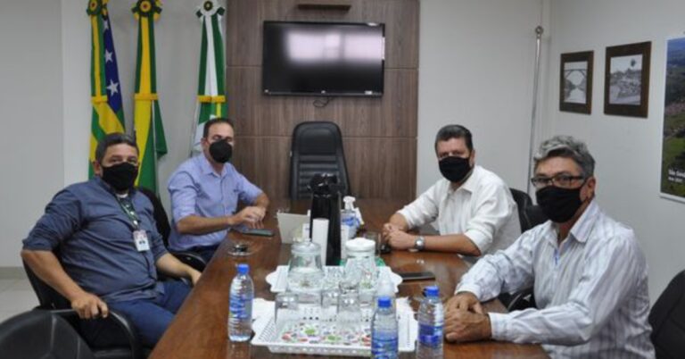 São Simão – Fábio Capanema trabalhando muito em prol das pessoas