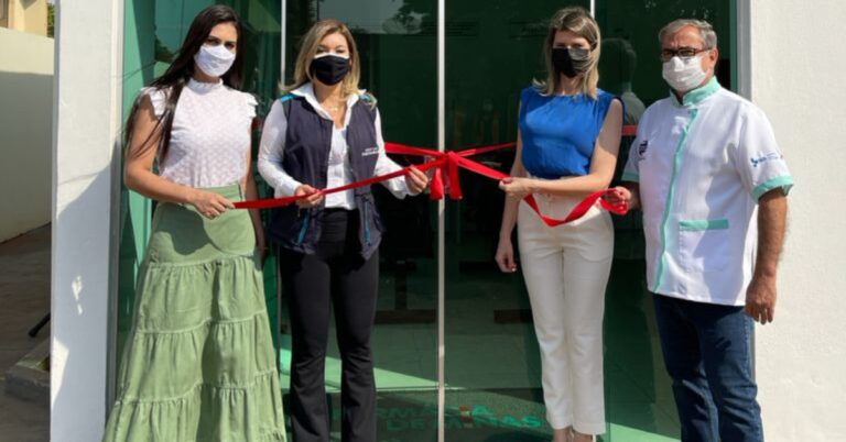 Prefeita Leandra inaugura Farmácia Básica no Bairro Sol Nascente 2