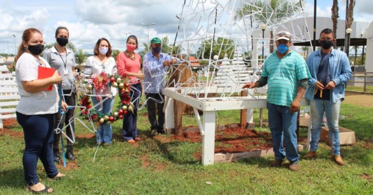 Decoração natalina irá mais uma vez alegrar Santa Vitória