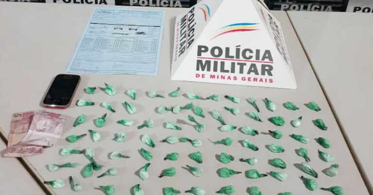 POLÍCIA MILITAR APREENDE 87 PAPELOTES DE COCAÍNA EM ITUIUTABA