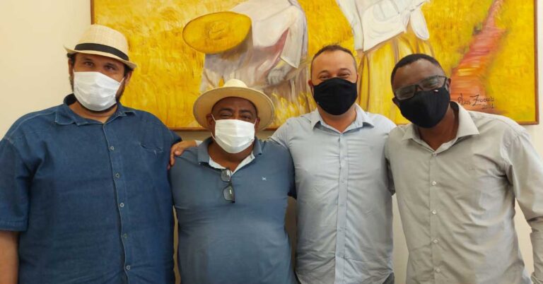 Fundação Cultural de Ituiutaba realizou importante reunião visando a criação de curso profissionalizante para jovens carentes.