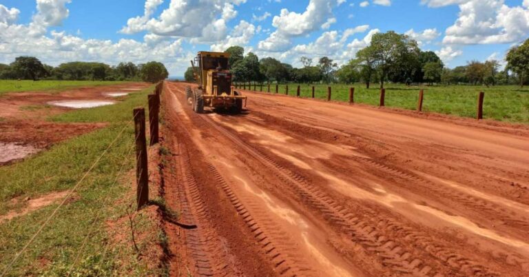 Prefeitura intensificou manutenção das estradas rurais em dezembro