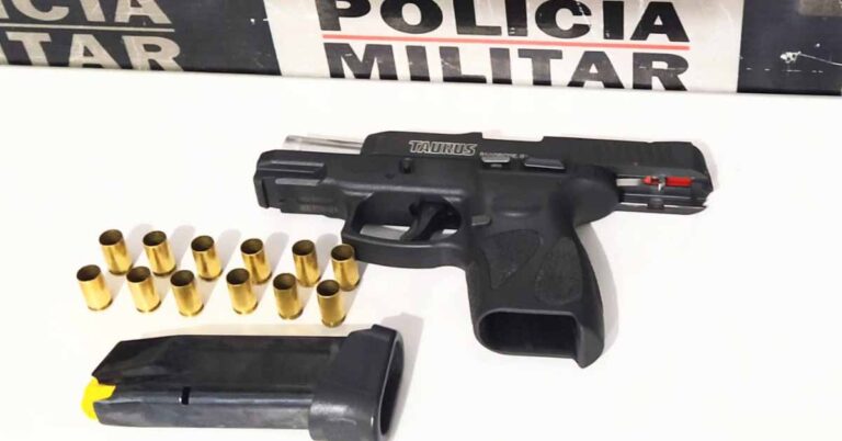 PISTOLA E MUNIÇÕES SÃO APREENDIDAS PELA POLÍCIA MILITAR EM SANTA VITÓRIA