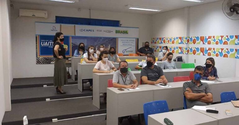 Roda de debate viabiliza novas formas de trabalho entre os servidores municipais de Santa Vitória