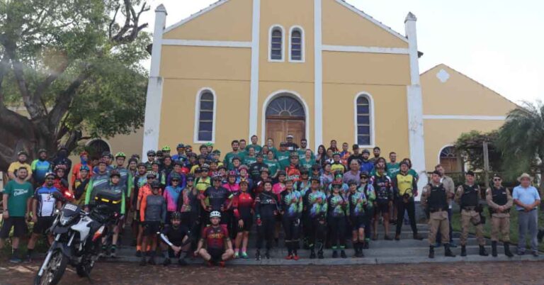 SECRETARIA MUNICIPAL DE EDUCAÇÃO E CULTURA REALIZA O 1º PASSEIO CICLÍSTICO PATRIMONIAL DE SANTA VITÓRIA; O ESPORTE AGREGANDO VALOR CULTURAL