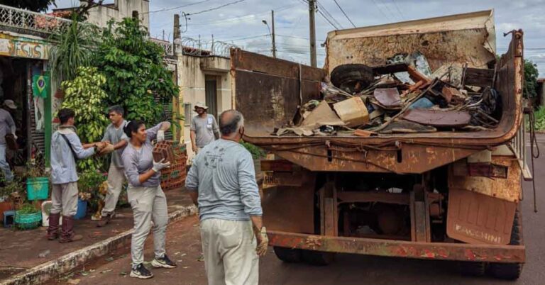 Mutirão de combate ao Aedes aegypti é realizado no Bairro Lagoa Azul