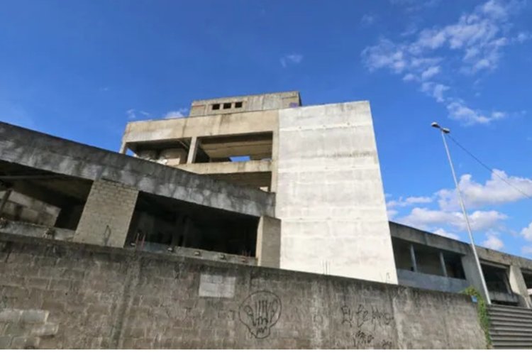 Estado não retomará obras do Hospital 