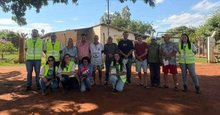Projeto Faixa Limpa reforça conscientização sobre descarte correto de resíduos nos ranchos de Santa Vitória