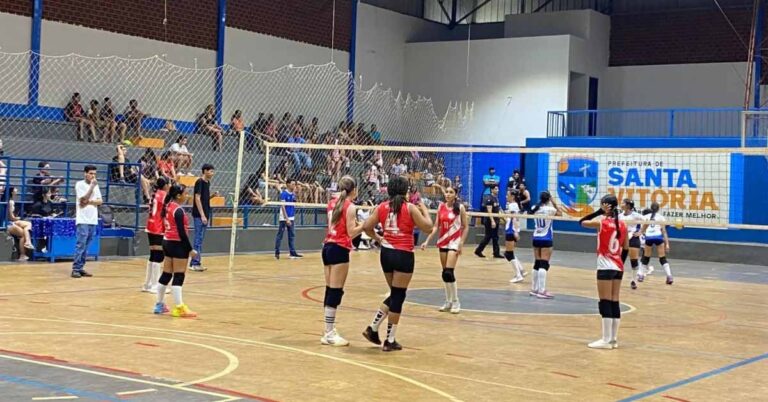 Primeiro Torneio Interno de Vôlei Feminino movimenta o Ginásio Flávio Moraes em Santa Vitória