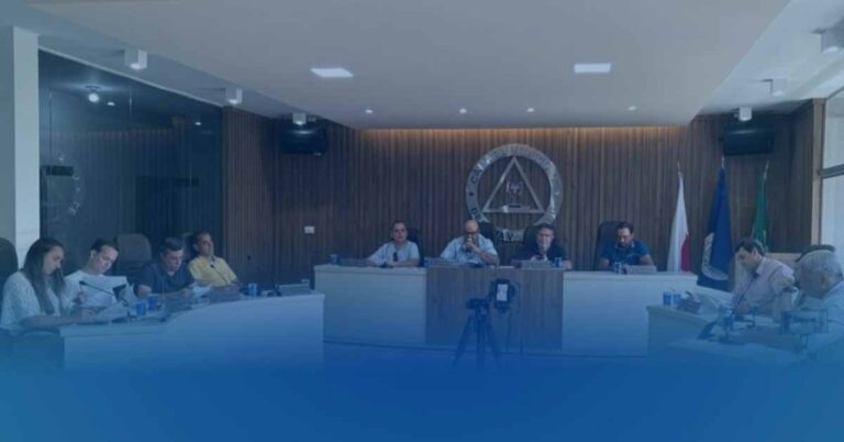 Câmara Municipal Realiza 25ª Reunião Ordinária
