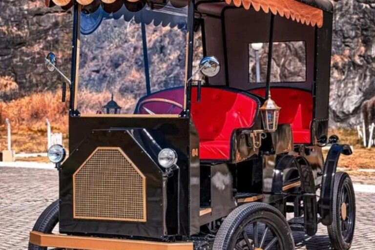 Tiradentes adota charretes elétricas 