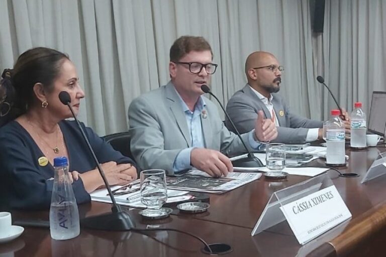 ​Nova secretária debate rumos da Comunicação em Minas em reunião na FIEMG 