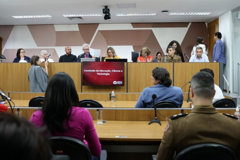 Minas tem 1 milhão de não alfabetizados 