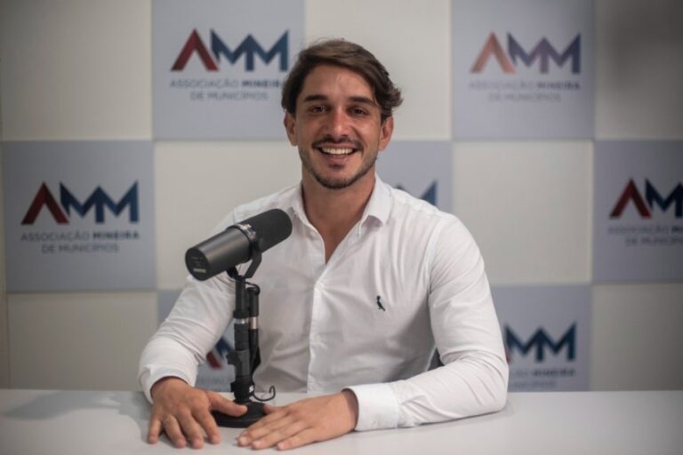 ​AMM lança podcast "Café, Queijo e Prosa com o Presidente" com debate com pré-candidatos ao Senado sobre o futuro do municipalismo mineiro 