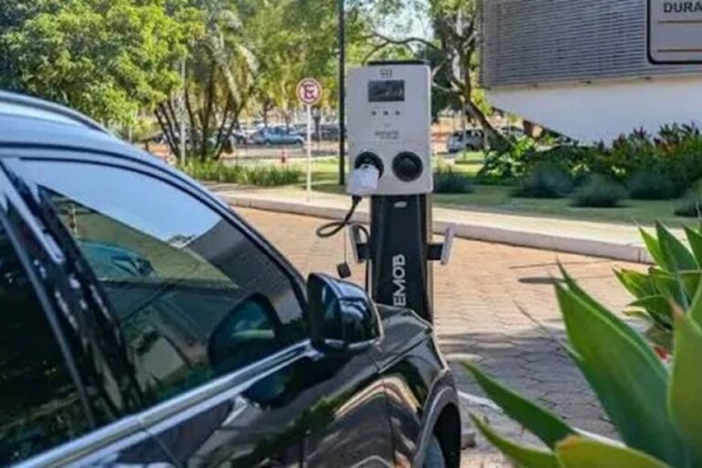 Carros elétricos terão isenção em Uberlândia 