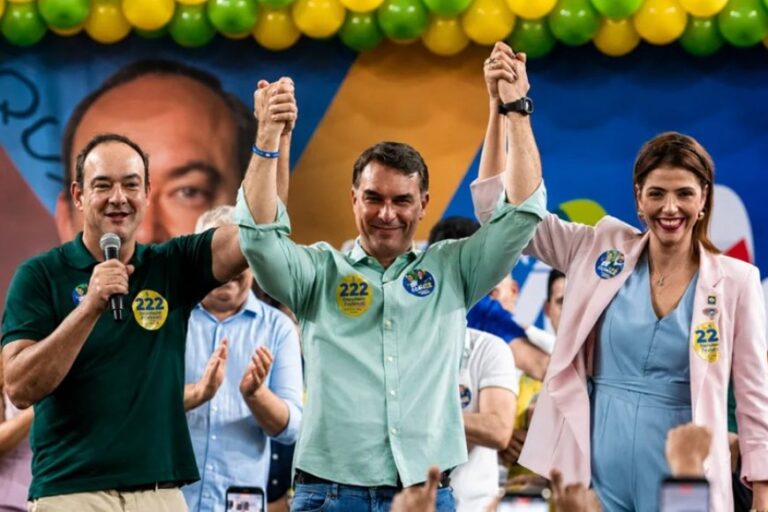Flávio confirma Roscoe como seu candidato em Minas 
