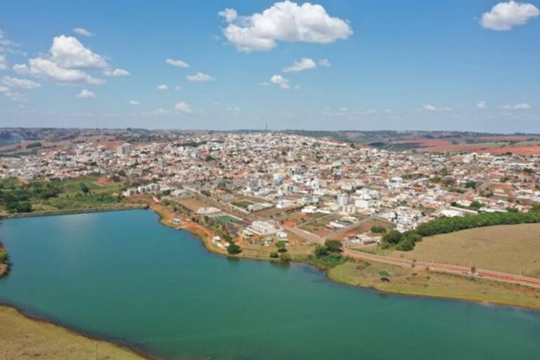Cidades declaram emergência econômica 
