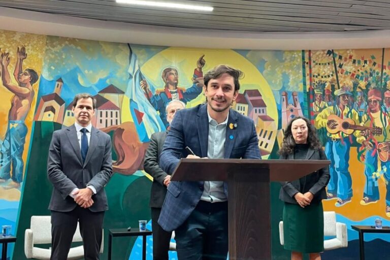 ​Termo de autocomposição amplia saneamento para 273 municípios mineiros 