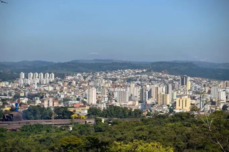 Divinópolis virou um fenômeno na política 