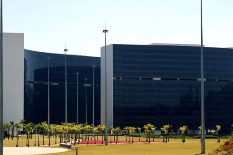 Cleitinho herdará déficit de R$ 10,5 bilhões  
